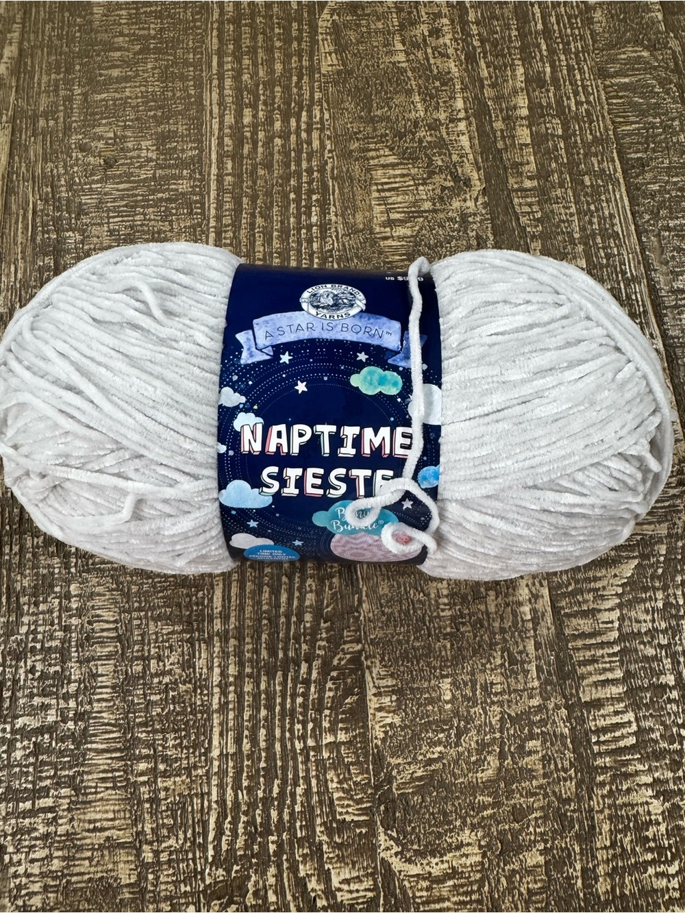 Lionbrand Naptime Siesta Chenille Yarn - Pale Gray